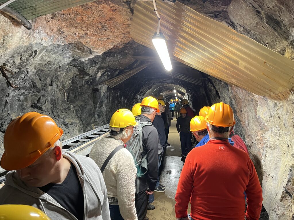 Täby’s Radio Amateurs (TSA) on their way into Ytterby Mine.