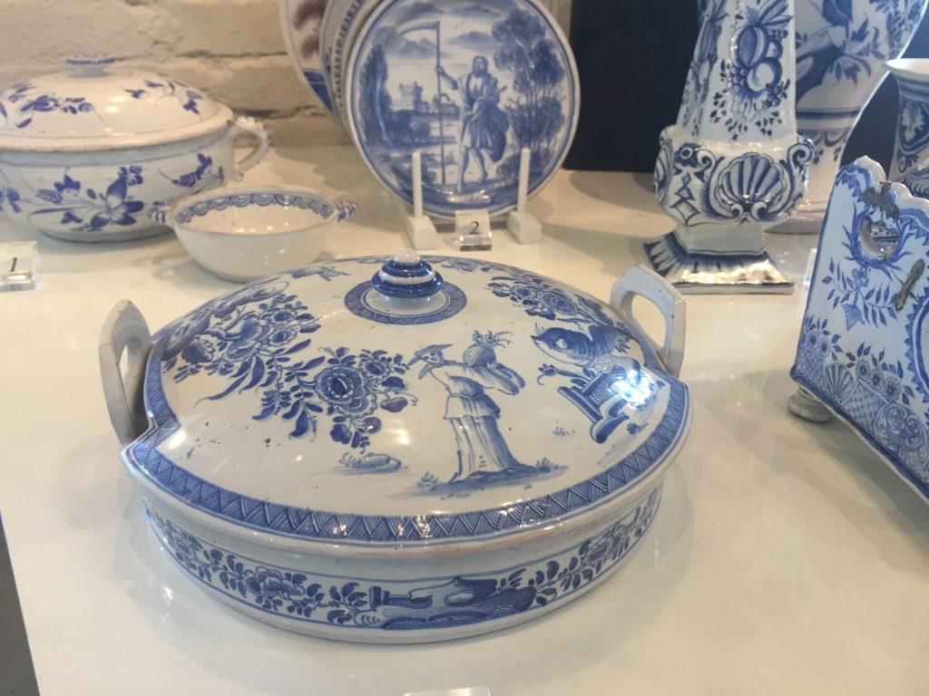 Porcelain from Rörstrand's porcelain factory